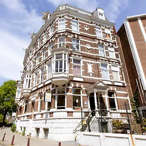 https://quentin-amsterdam-hotel.amsterdamhotelsnl.com